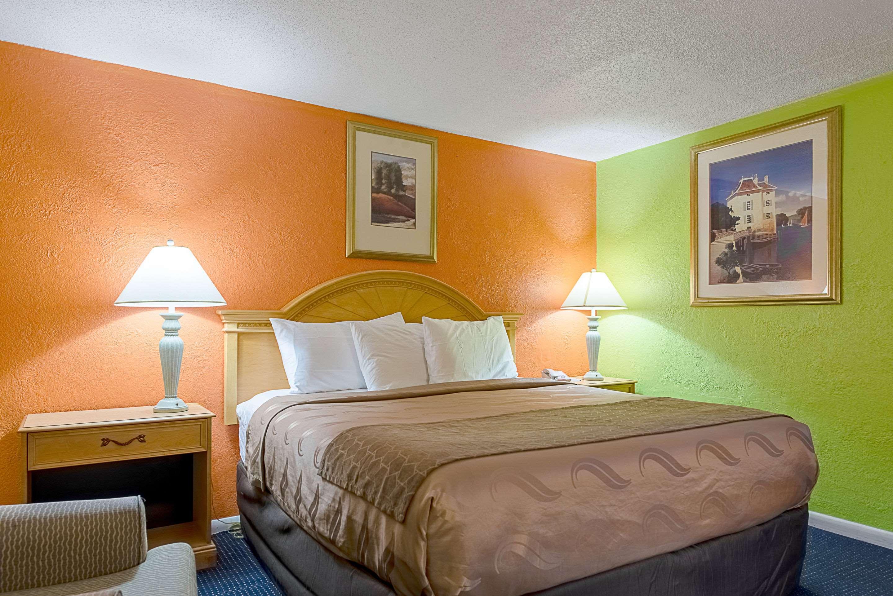 Highway Inn Paris Ngoại thất bức ảnh