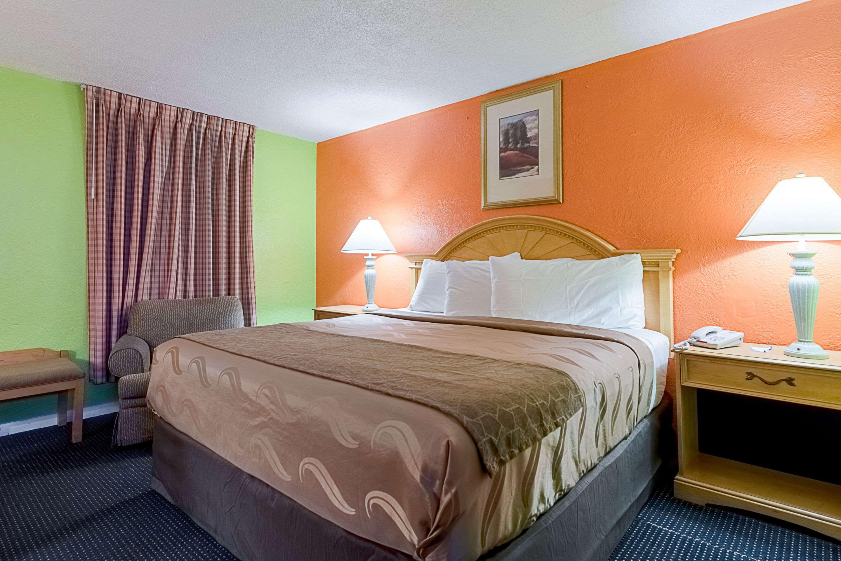 Highway Inn Paris Ngoại thất bức ảnh